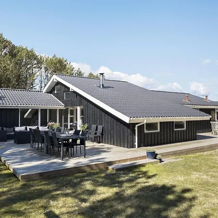 Yessica - 300m From The Sea By Interhome